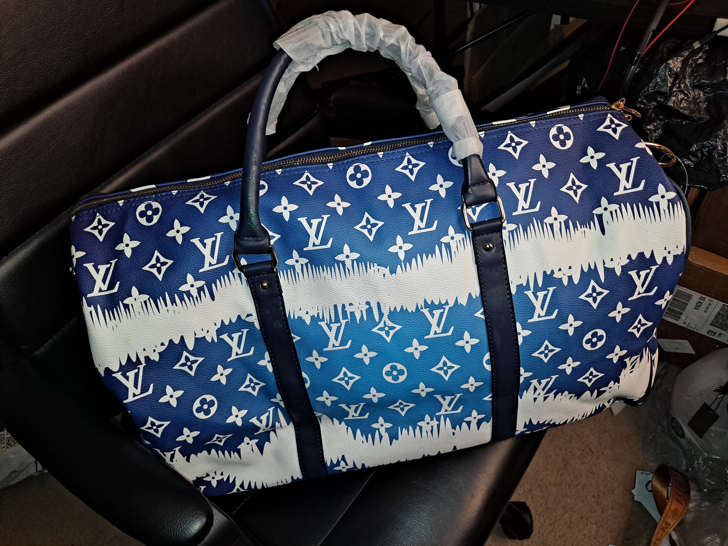 LV BLUE DUFFLE BAG NO LONG STRAP