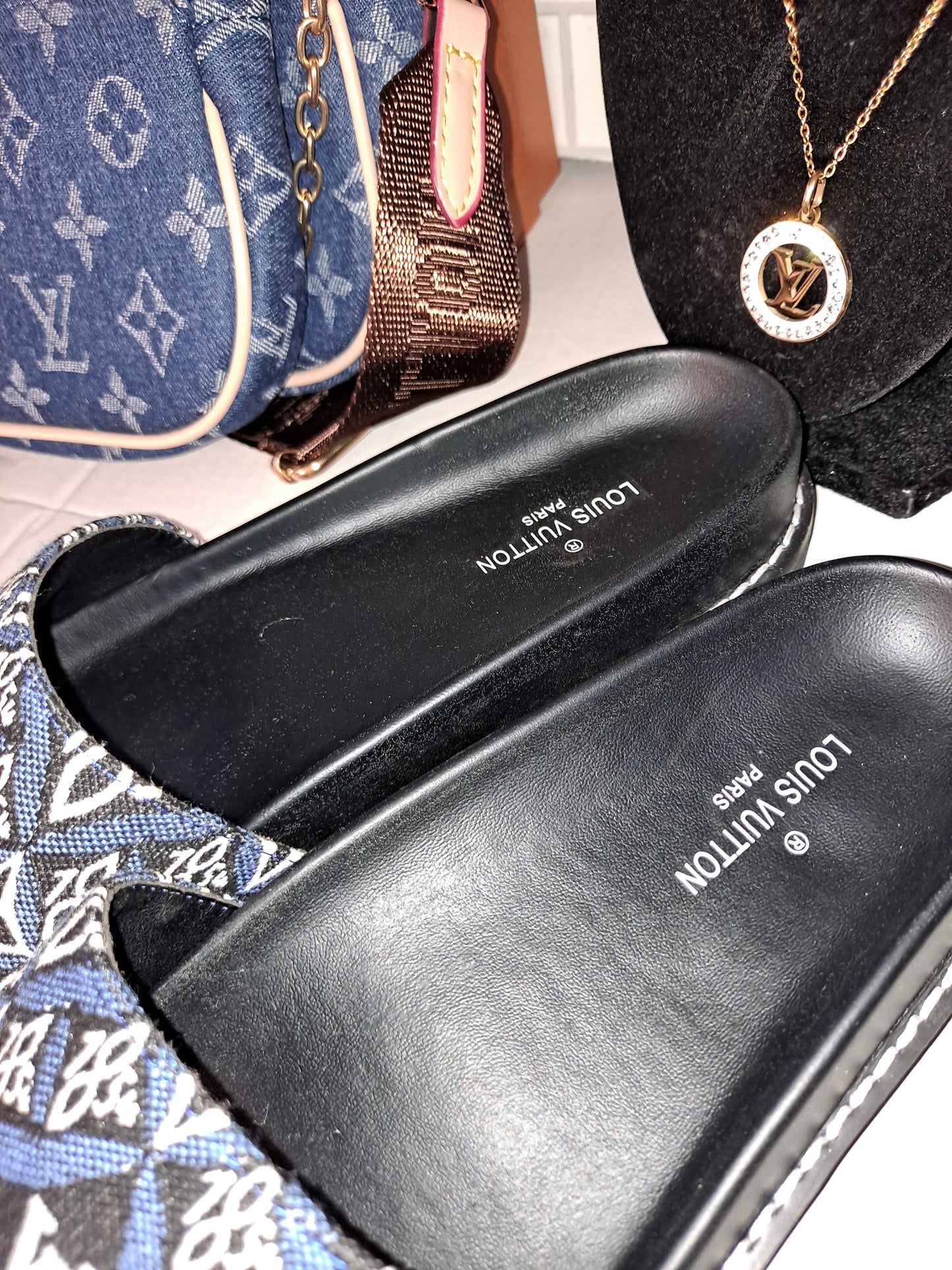 ON HAND LV BLUE DENIM BAG