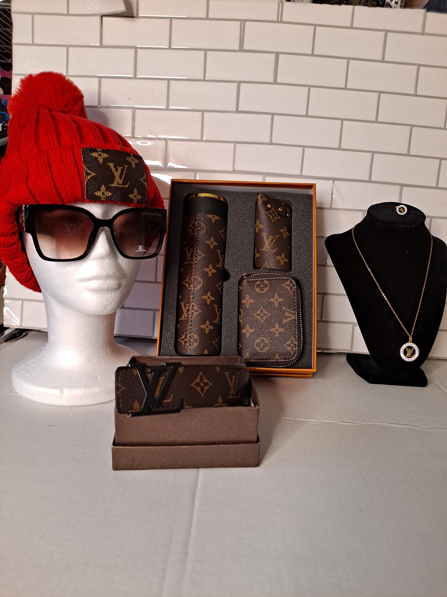 ON HAND LV FLOWER SET BAGS