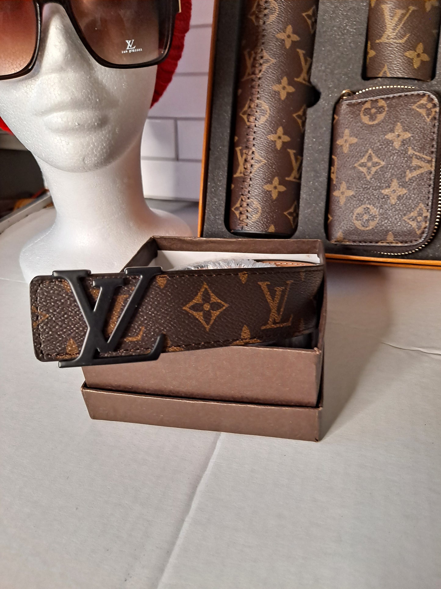 ON HAND LV FLOWER SET BAGS