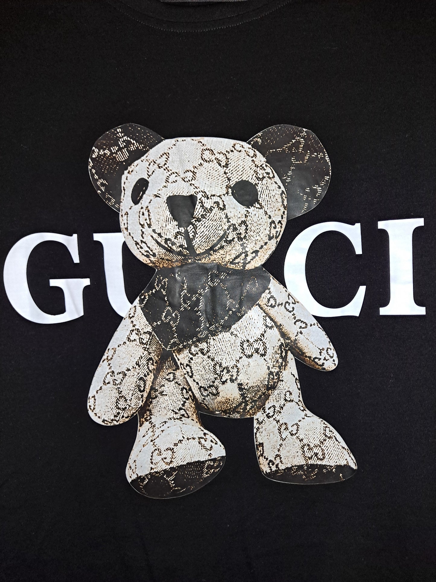 ON HAND GG BLACK LARGE MEN T-SHIRT UNISEX