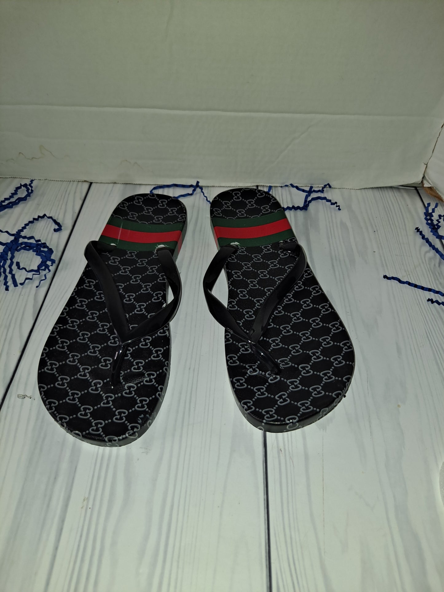 ON HAND GG FLIP FLOP, SIZE 7