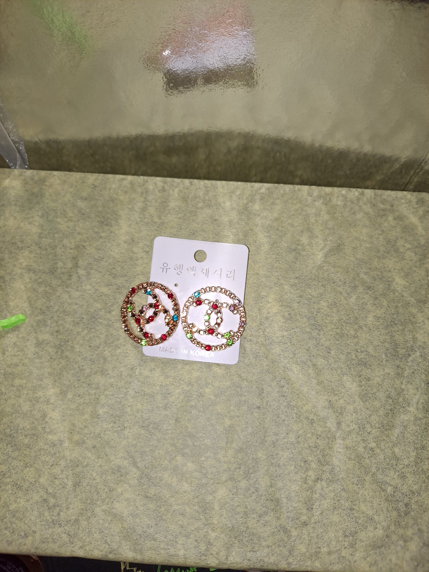 ON HAND CC EARRINGS
