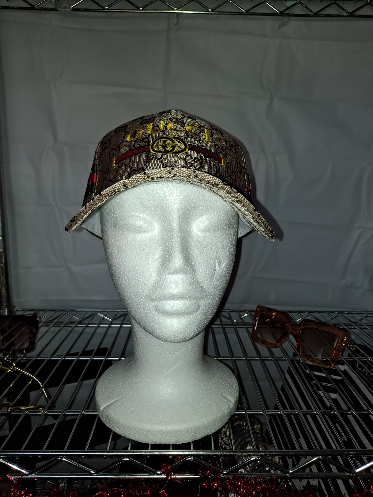 ON HAND GG ON HAND BASEBALL STYLE HATS
