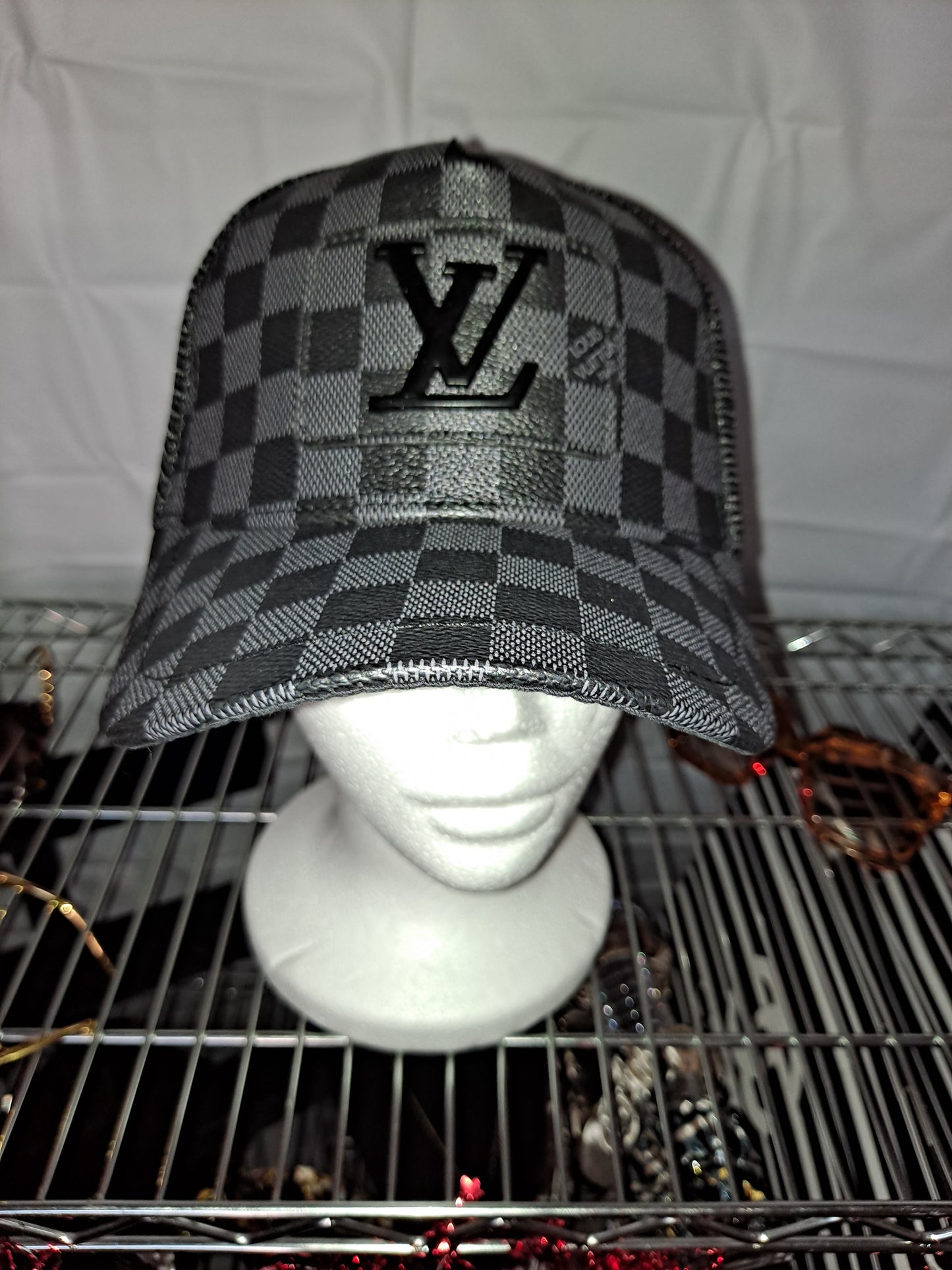 ON HAND BASEBALL STYLE HATS