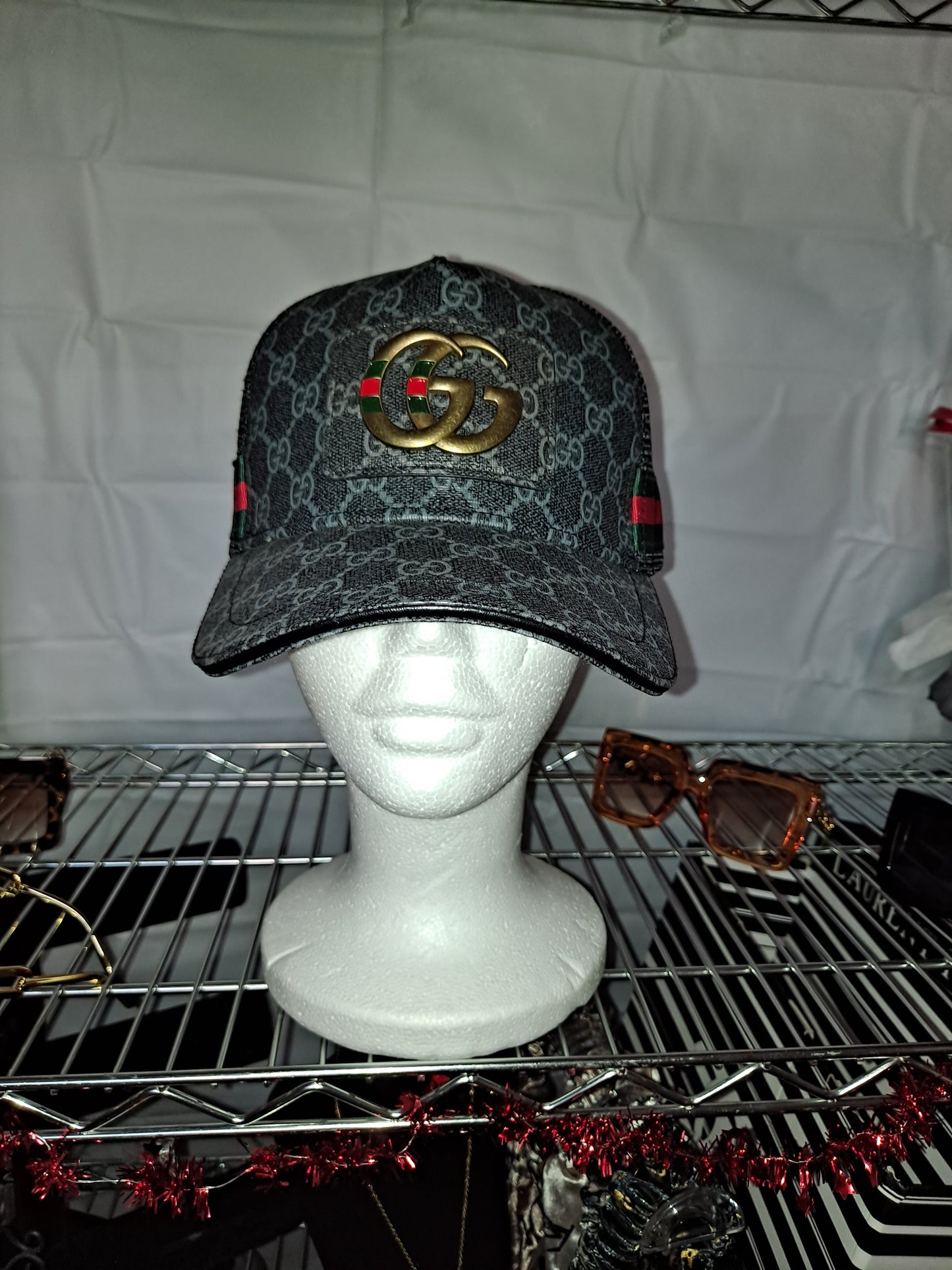 ON HAND GG ON HAND BASEBALL STYLE HATS