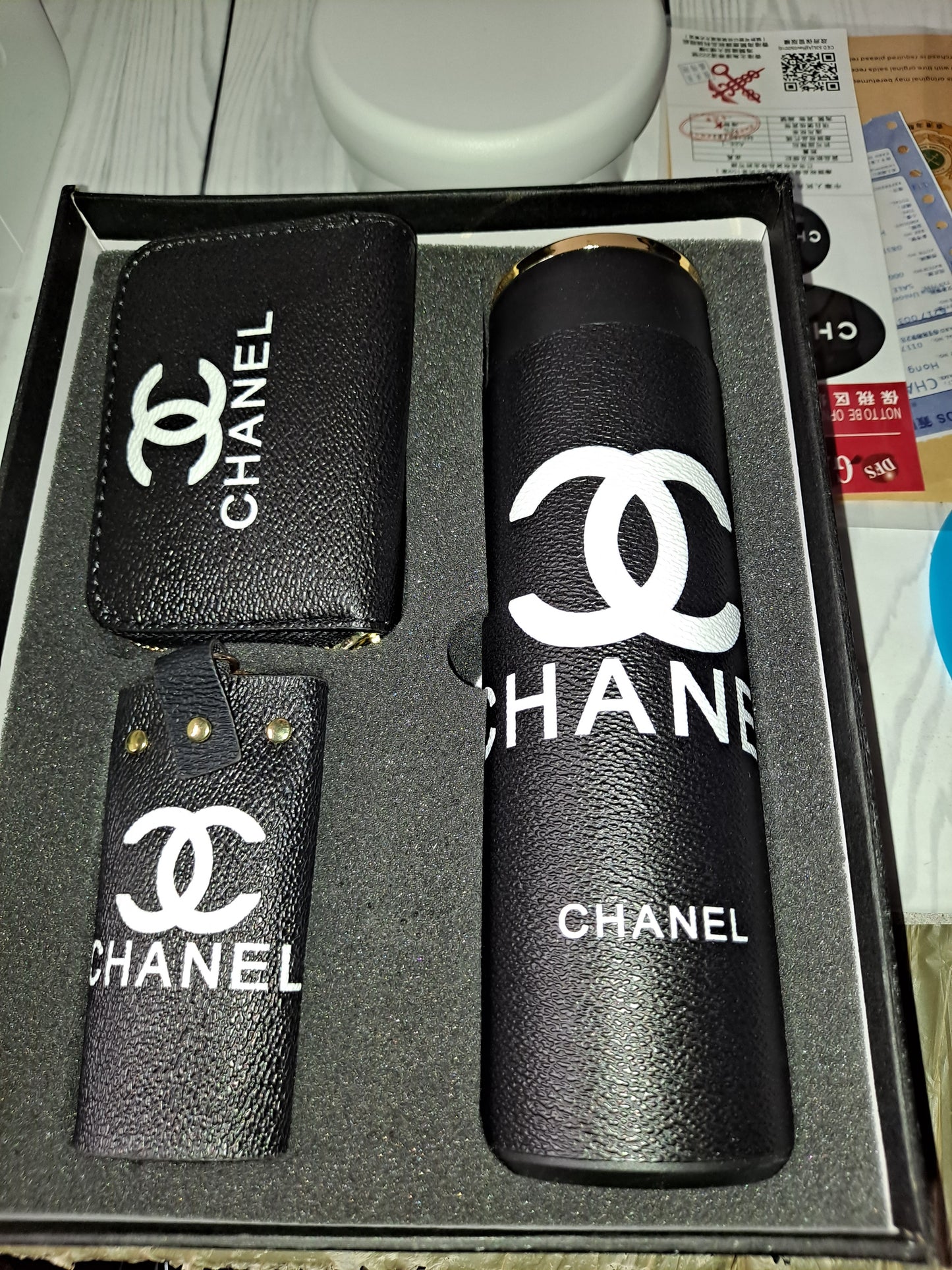 ON HAND CC GIFT BOX