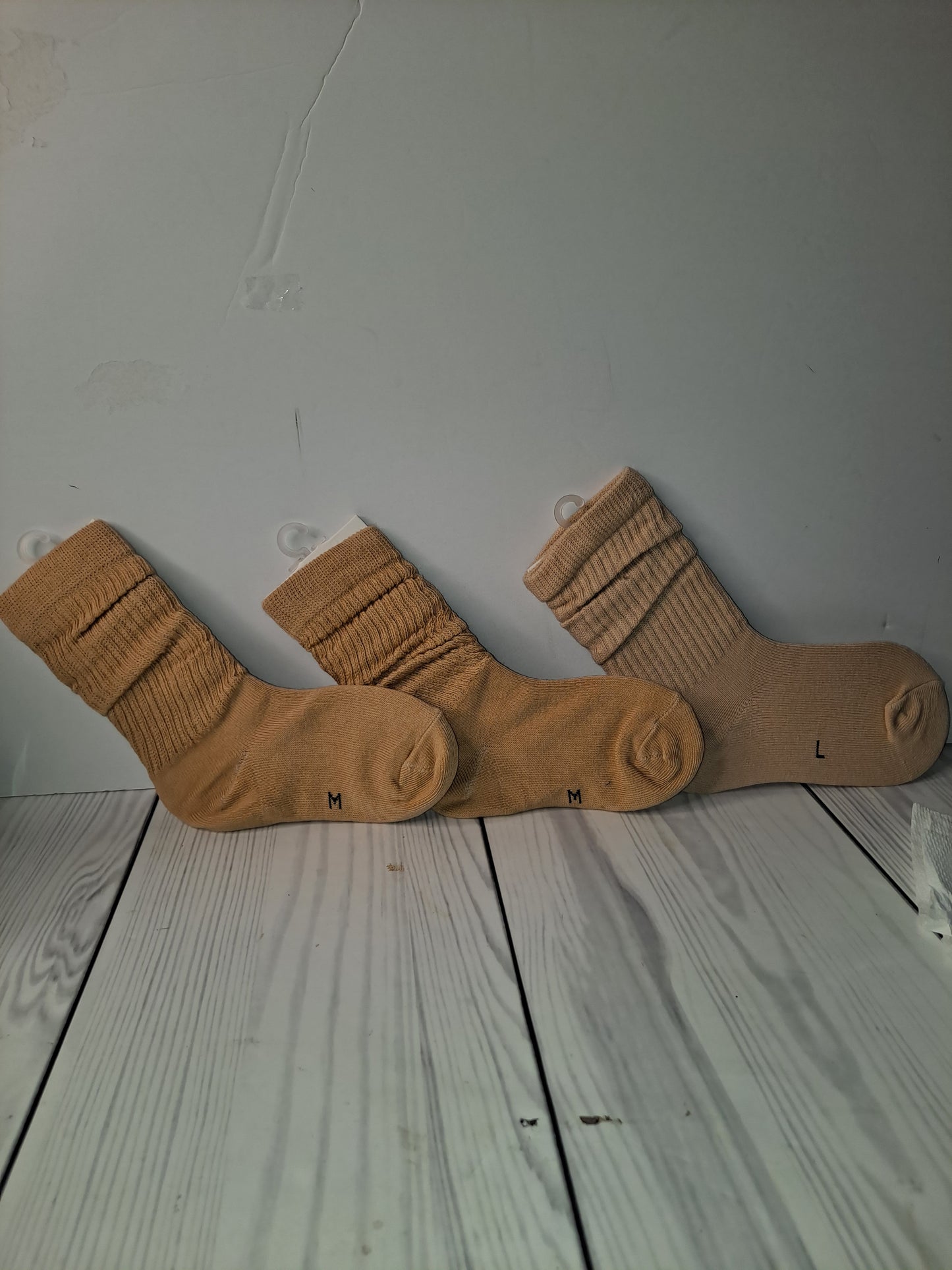 ON HAND TAN GREY KIDS JUNK SOCKS