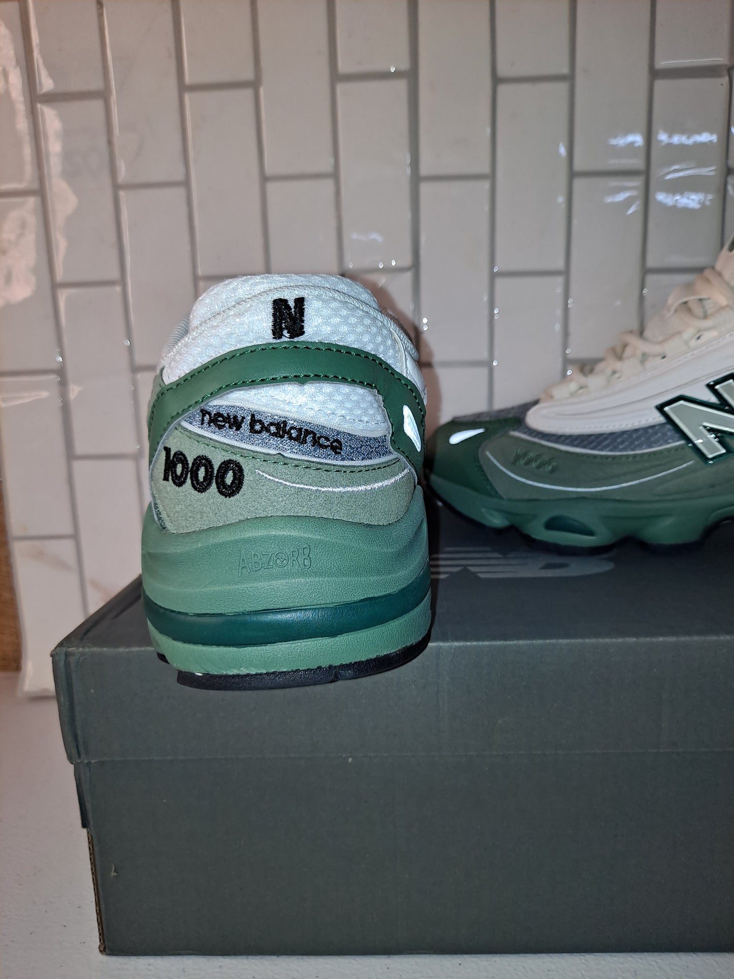 NB SNEAKERS OR LV CROSSBODY BAG