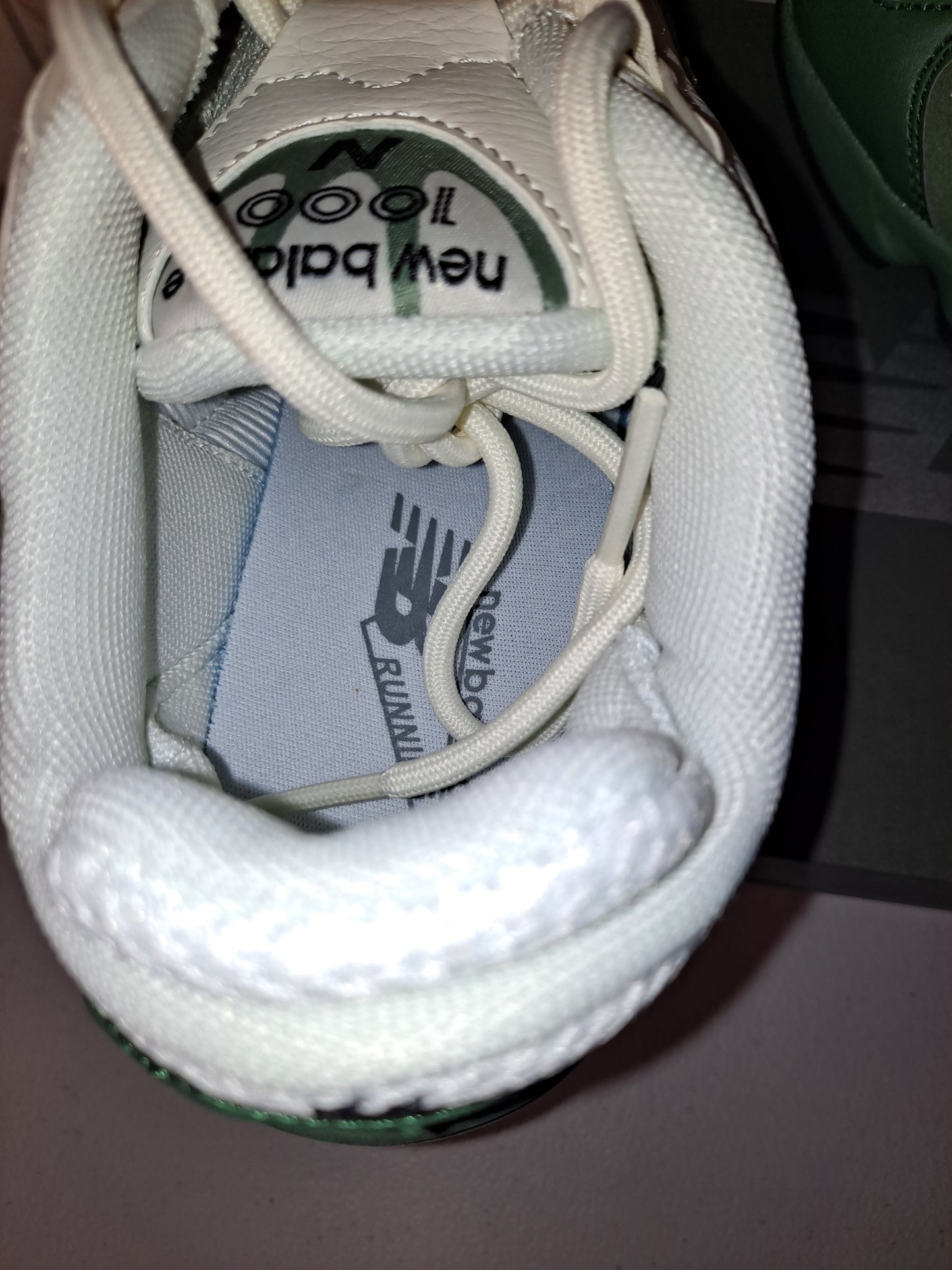 NB SNEAKERS OR LV CROSSBODY BAG