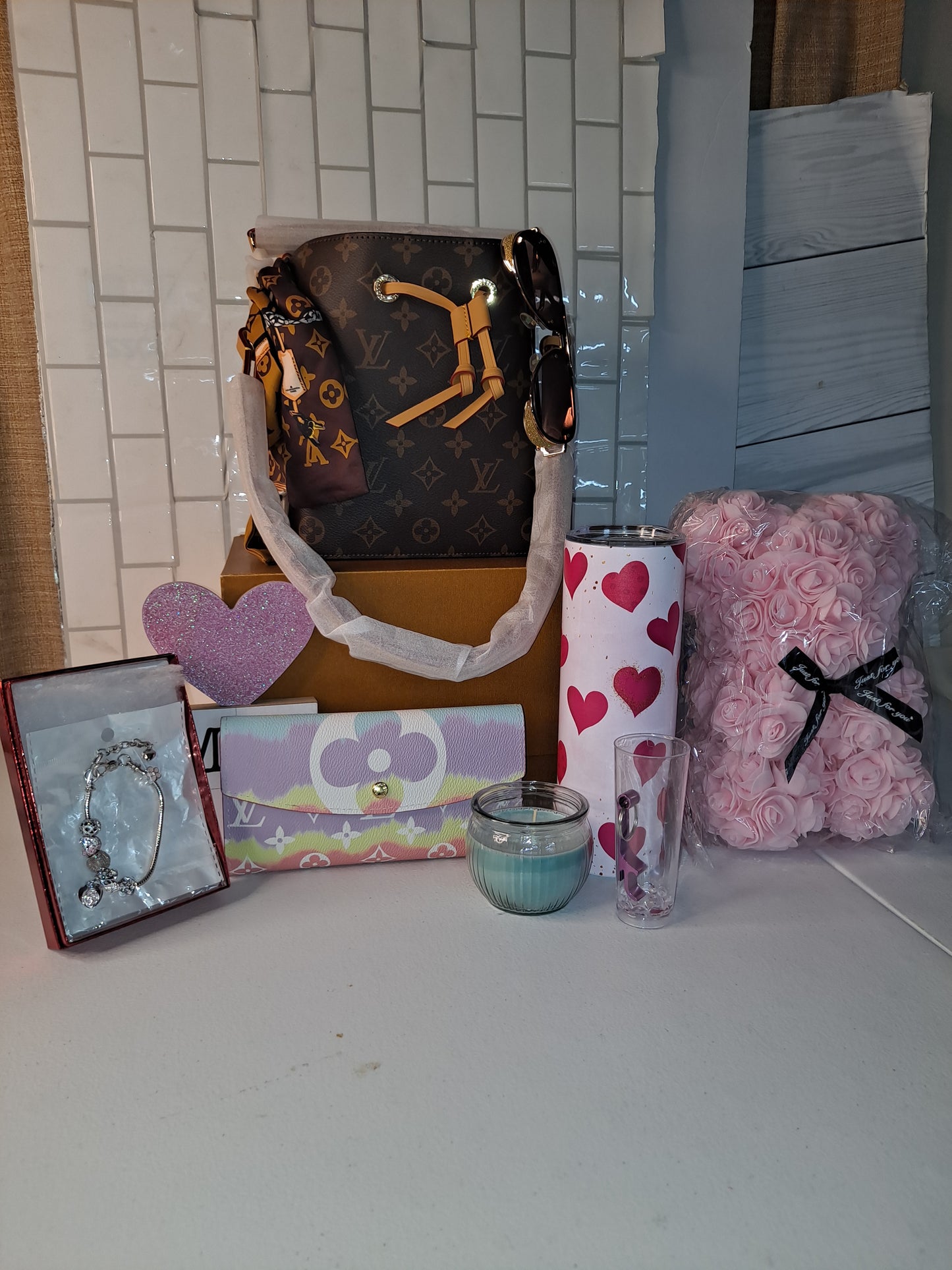 LV BUCKET/CROSSBODY BAG BUNDLE