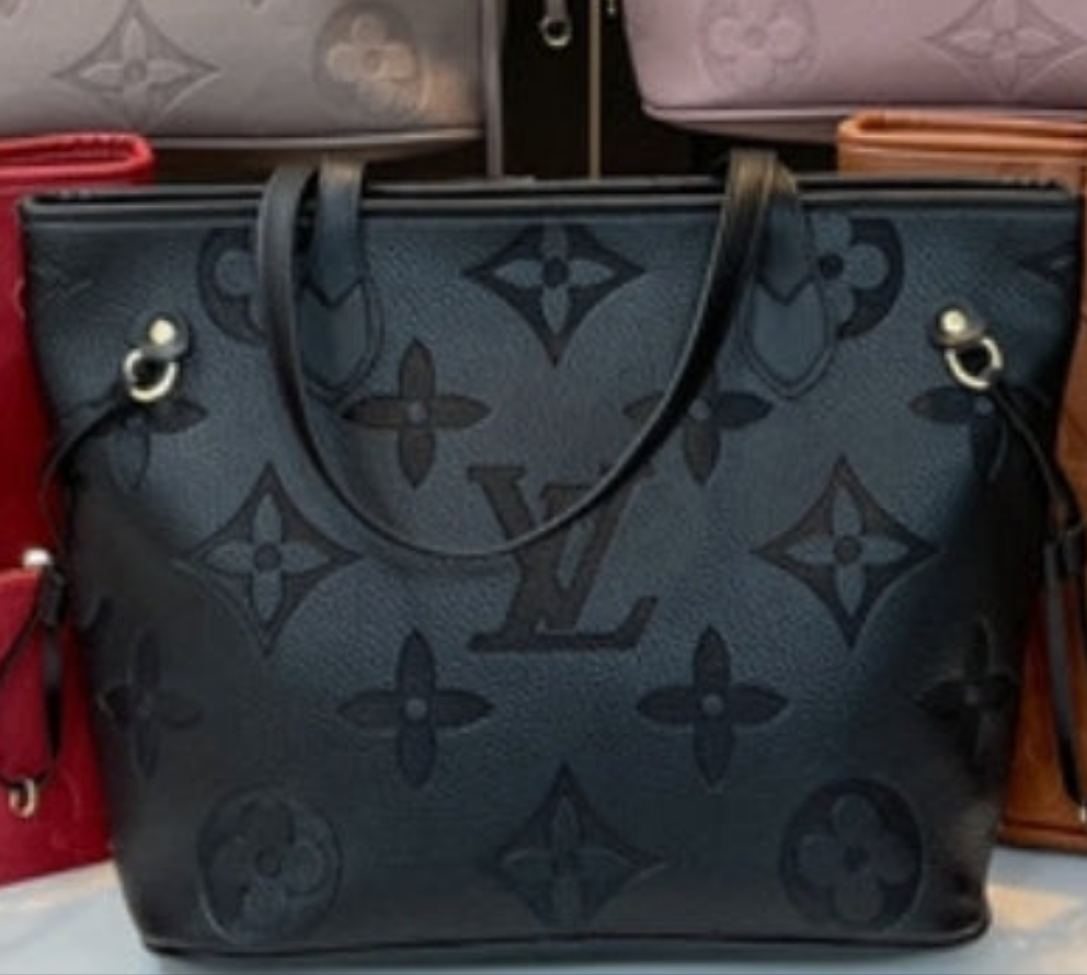 PRE-ORDER LV EMBOSSED HAND SET BAGS 9019