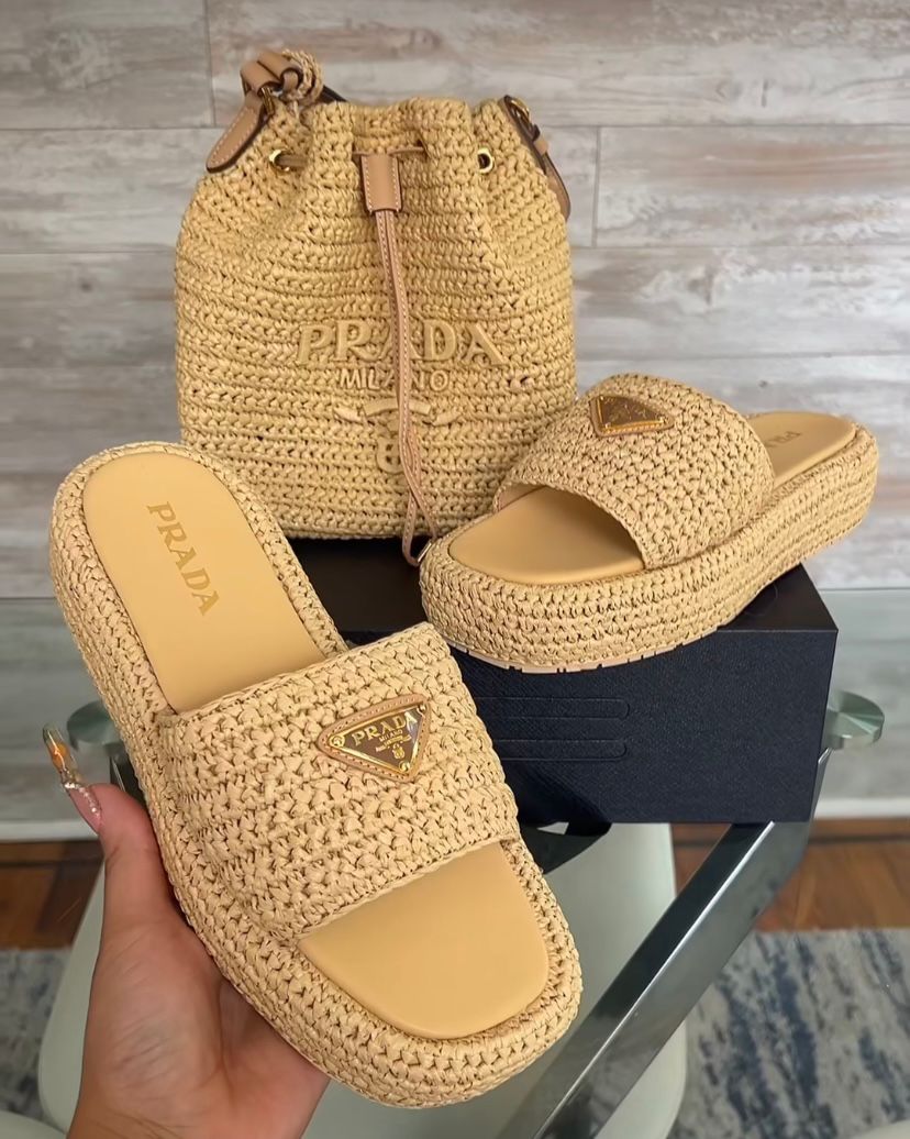 PRE-ORDER PR SET/BUNDLE CROSSBODY BAG & SLIDES/SANDALS