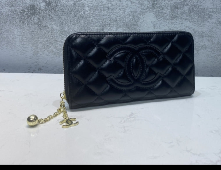 PRE-ORDER CC WALLETS 8669