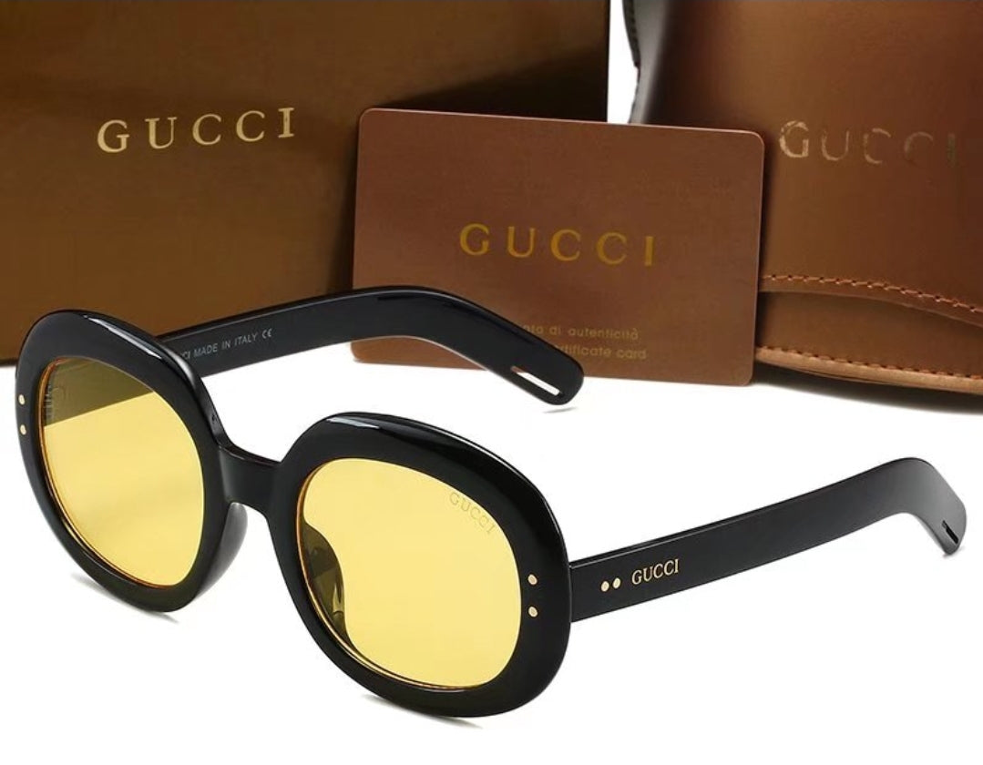 GG OVAL SUNSHADES 0497