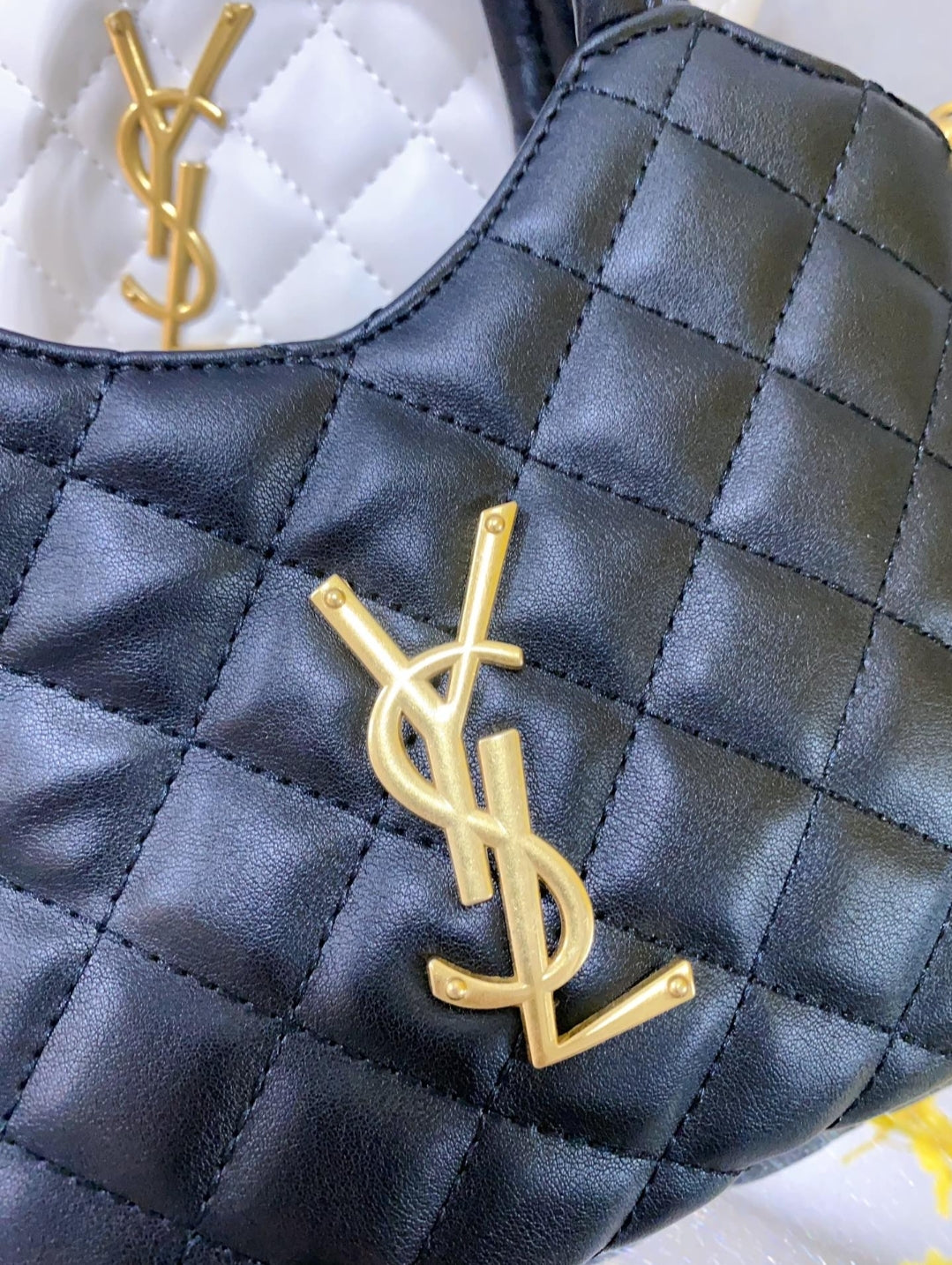 YS CROSSBODY BAGS 3302