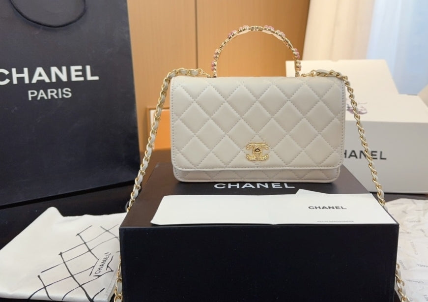 CC CROSSBODY BAGS