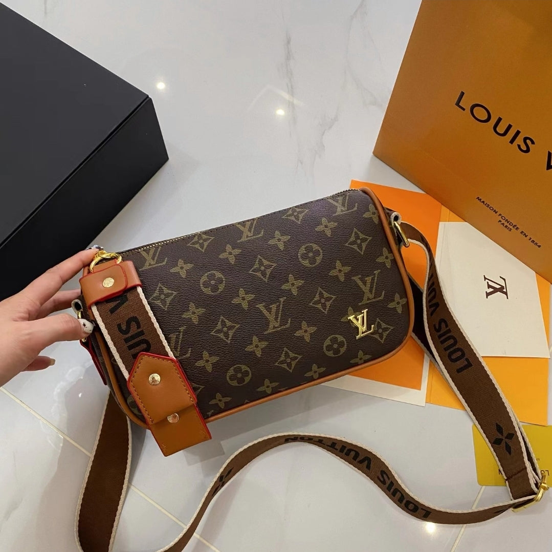 LV BACK ZIPPER CROSSBODY BAG