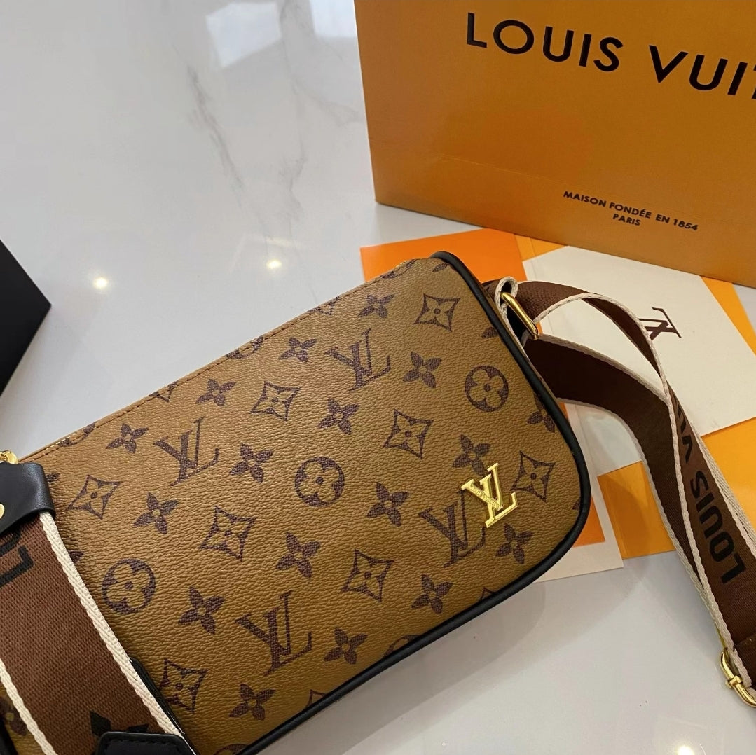 LV BACK ZIPPER CROSSBODY BAG