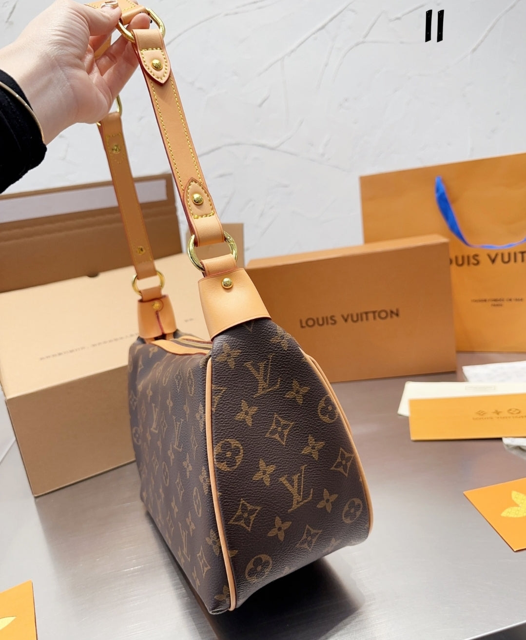 LV CROSSBODY BAG 7359195