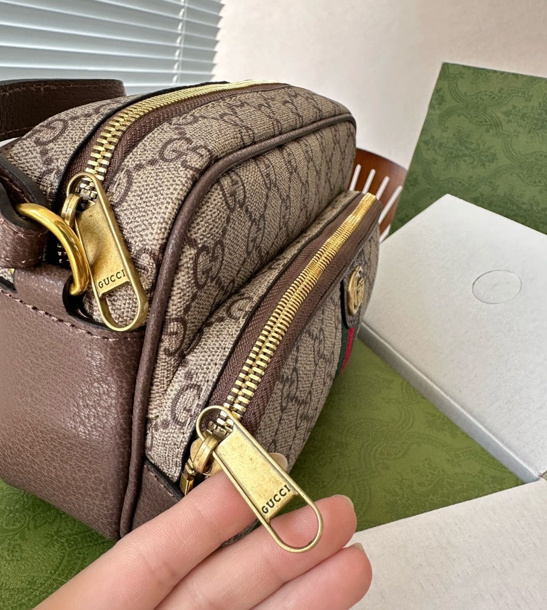GG DOUBLE ZIP CROSSBODY BAG 73240195