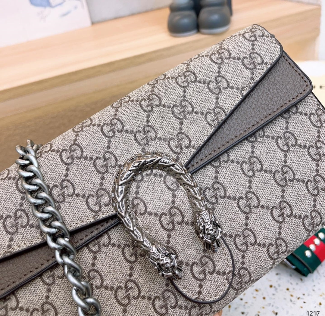 GG CHAIN CROSSBODY BAG