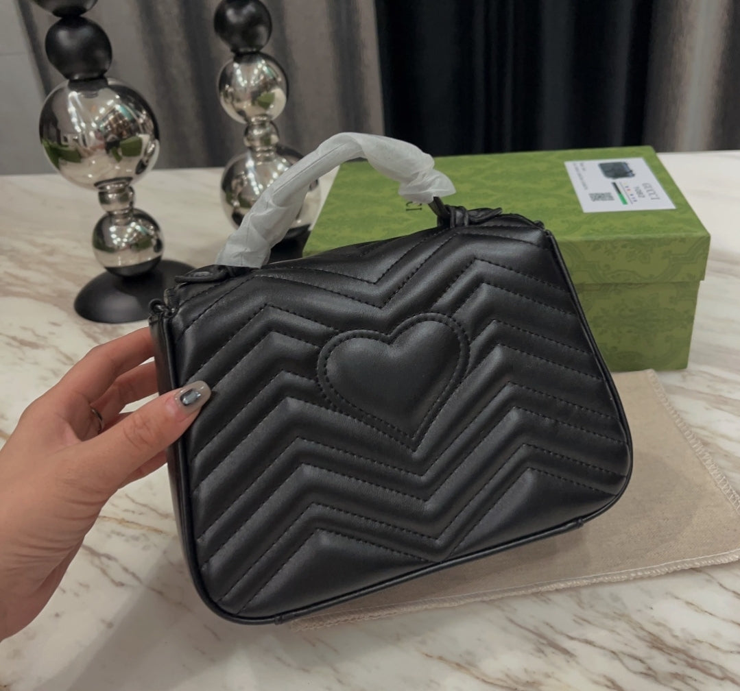 GG BLACK BACK HEART CROSSBODY BAG 7438160