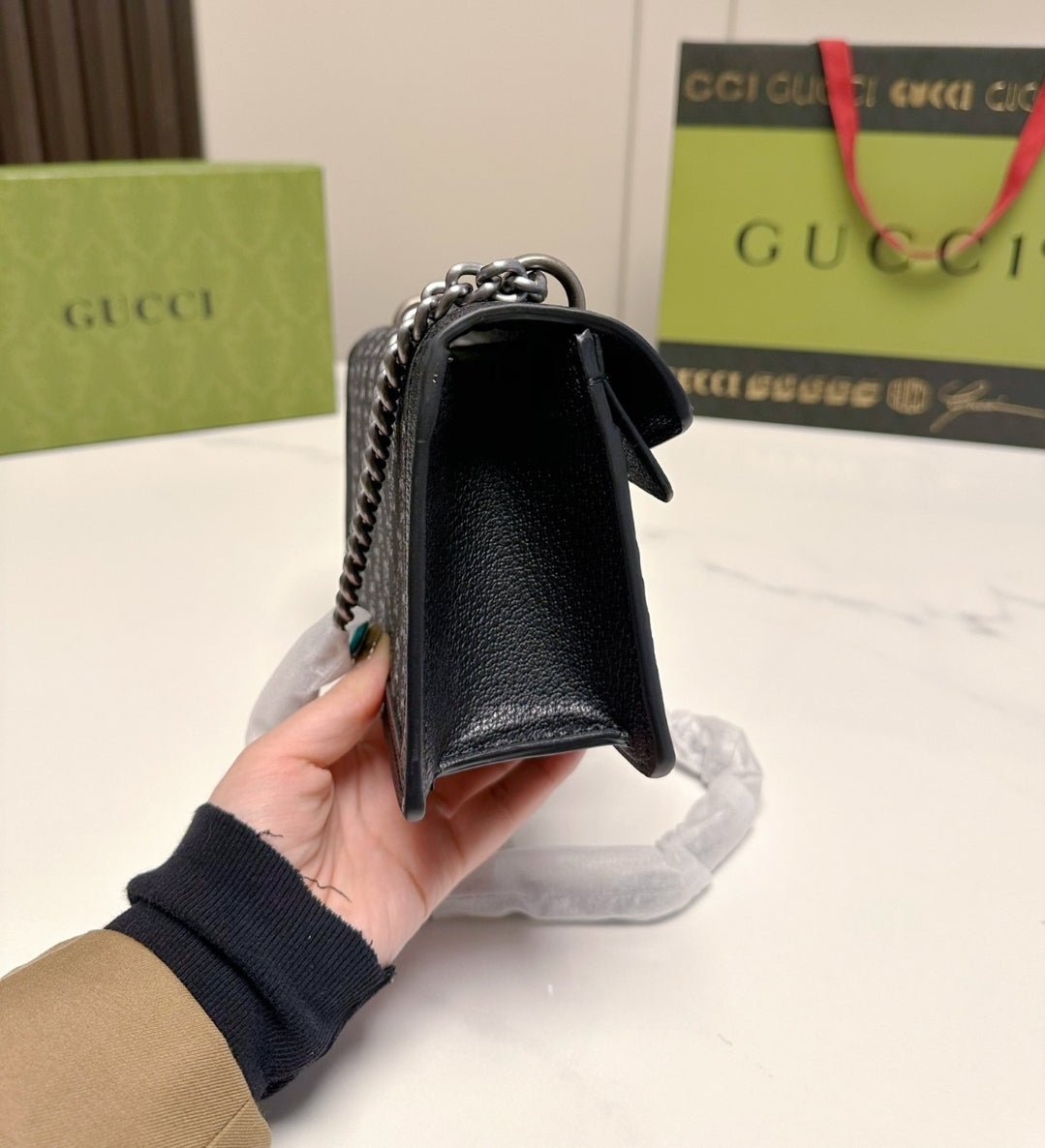 PRE-ORDER GG BLACK HORSE SHOE CROSSBODY BAG 7438185