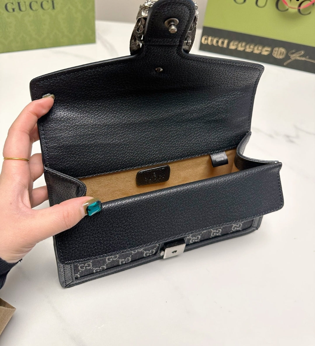PRE-ORDER GG BLACK HORSE SHOE CROSSBODY BAG 7438185