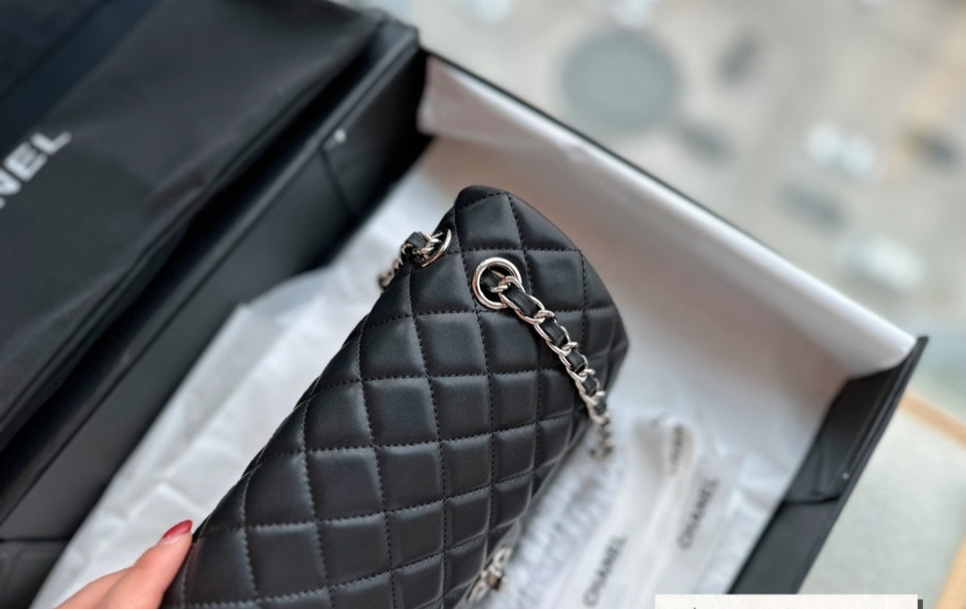 CC CHAIN BLACK CROSSBODY BAGS 7438195
