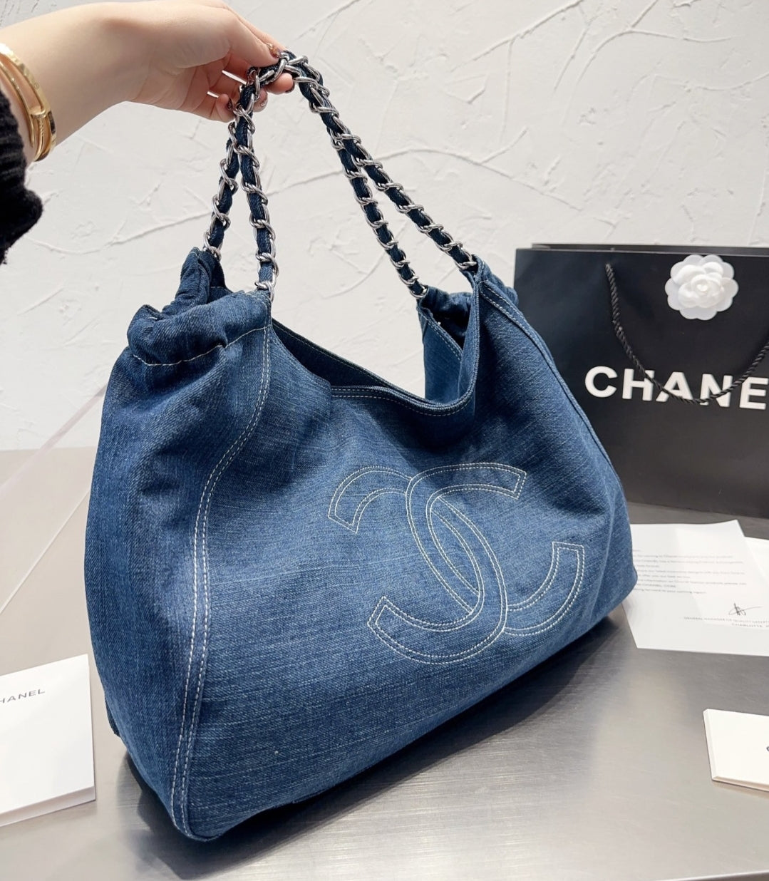 CC DENIM HOBO BAG 7359190