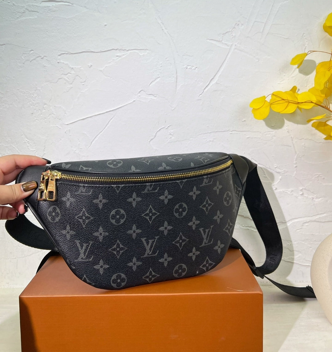 LV FANNIE PACK BAGS 73240100