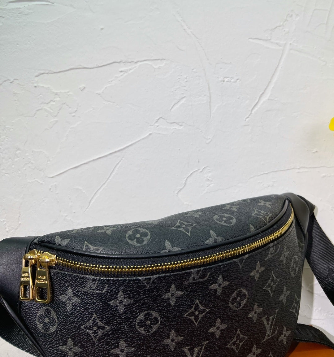 LV FANNIE PACK BAGS 73240100