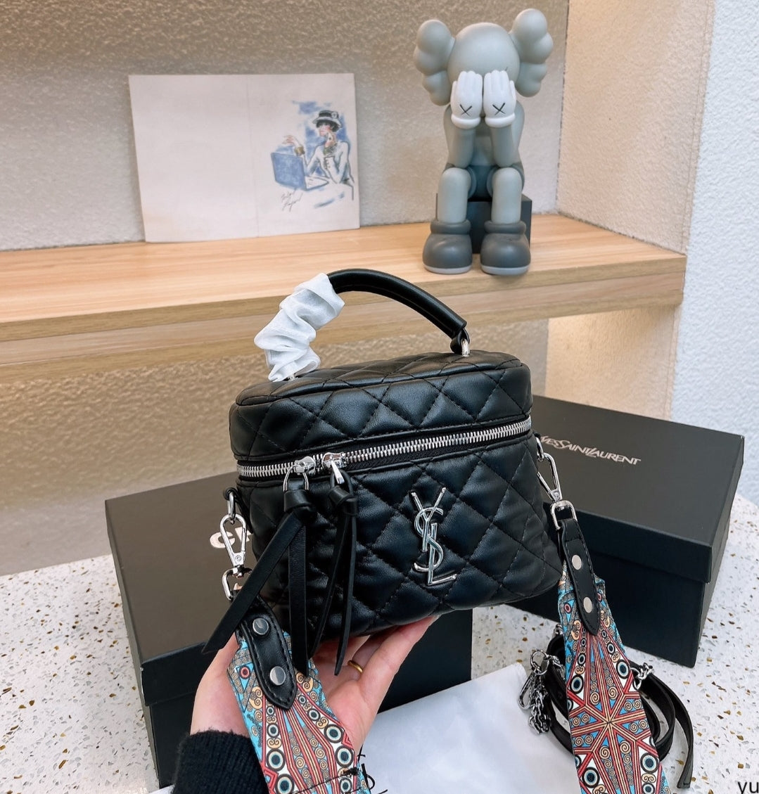 YLS QUILTED VANITY BUCKET BAGS 7652115