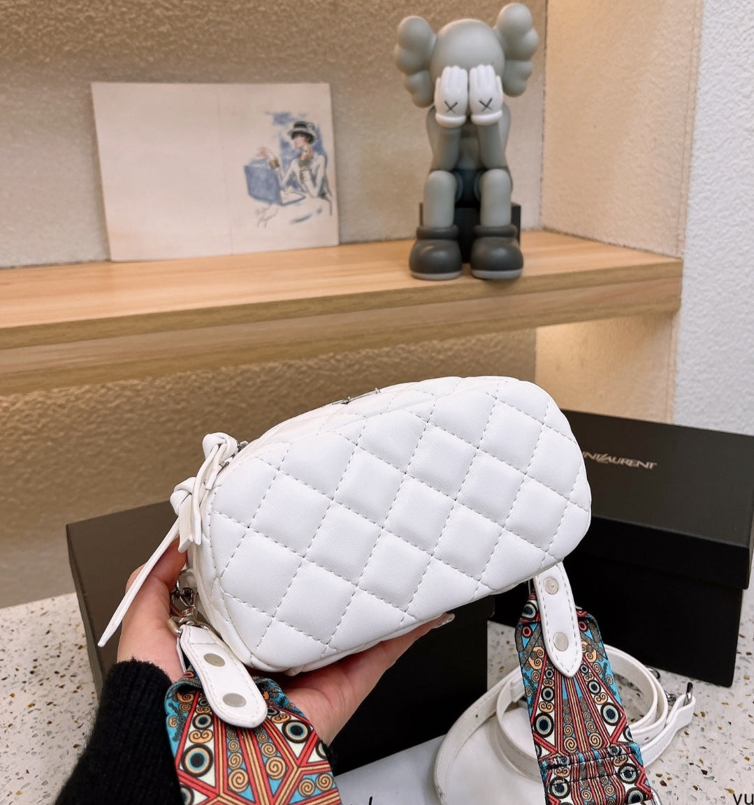 YLS QUILTED VANITY BUCKET BAGS 7652115