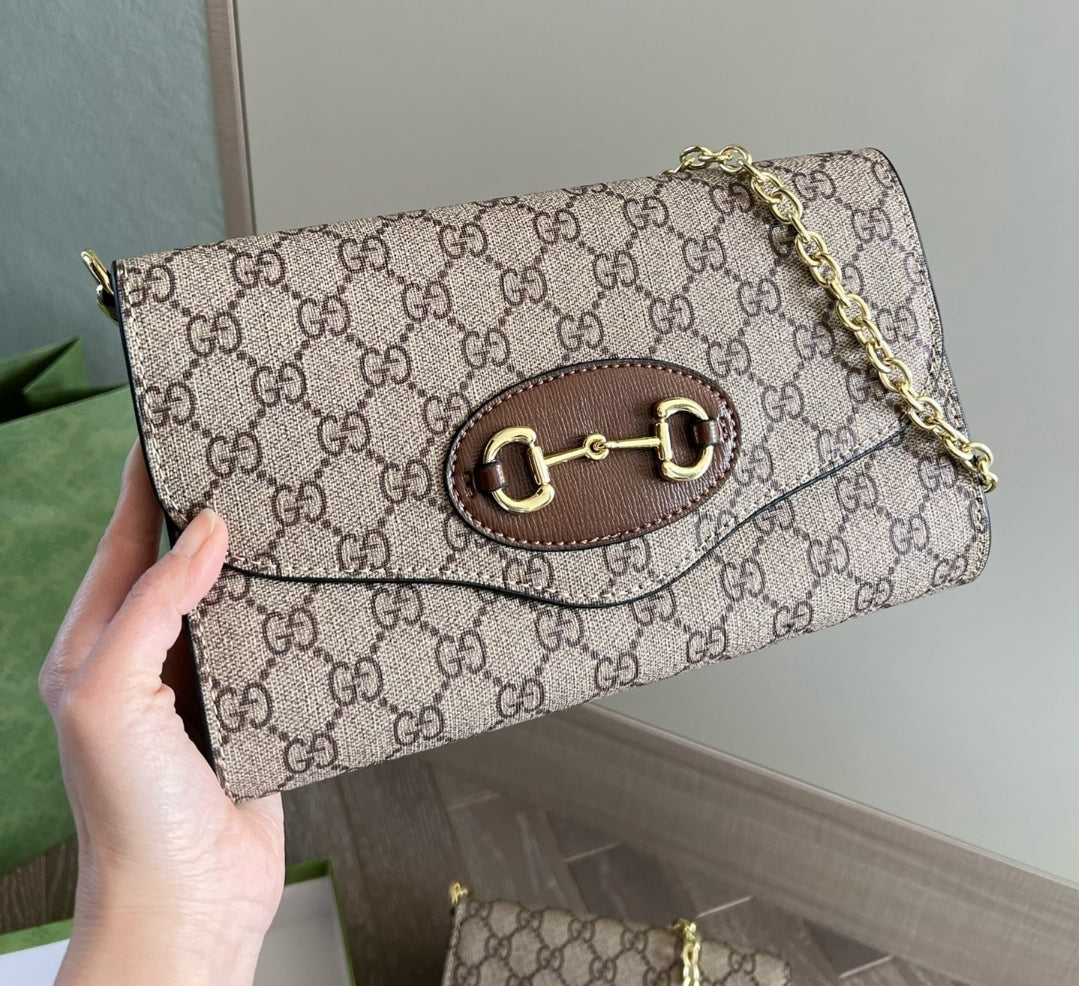 GG GOLD CHAIN CROSSBODY BAGS 76265110