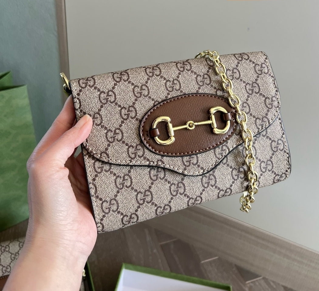 GG GOLD CHAIN CROSSBODY BAGS 76265110