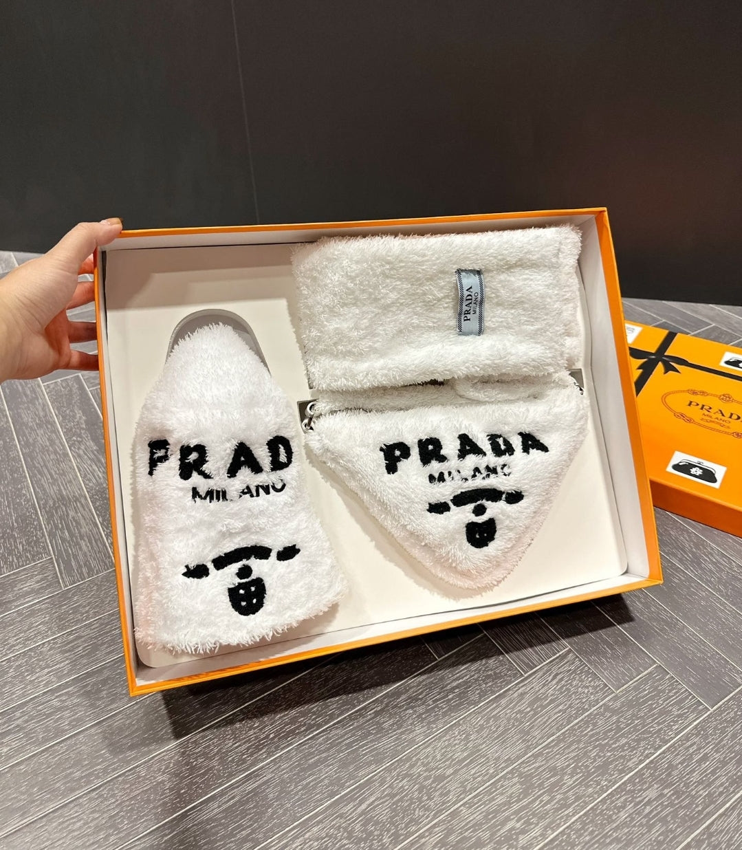 PRE-ORDER PR HAT, BAG & HEAD BAND BUNDLE 7647190