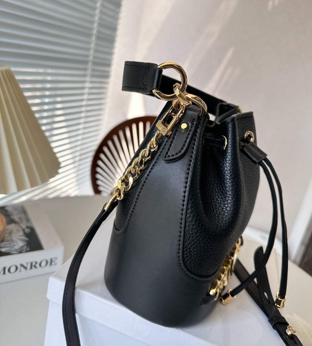 MK BUCKET BAGS 73240155