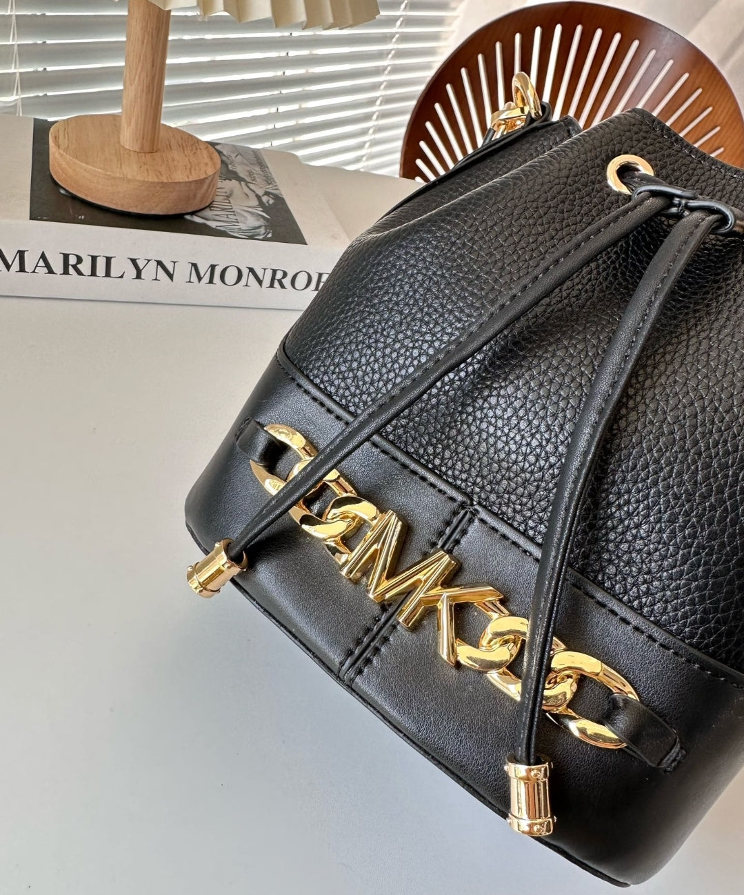 MK BUCKET BAGS 73240155