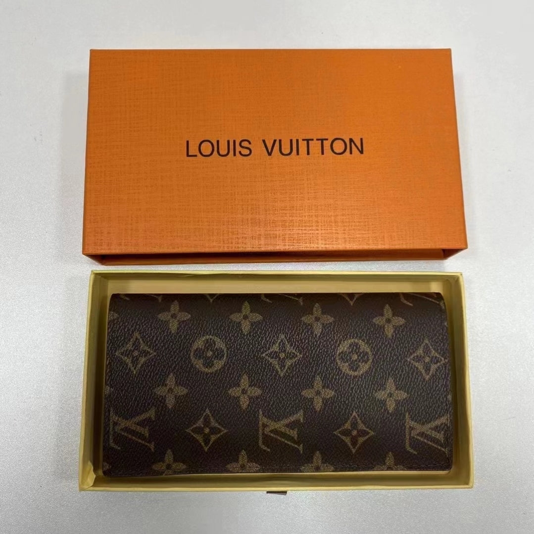 PRE-ORDER LV WALLETS LV860