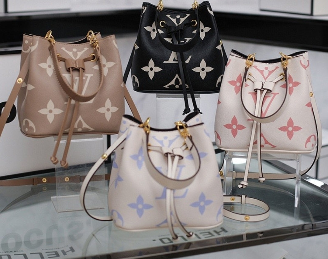 LV BUCKET CROSSBODY BAGS LV899