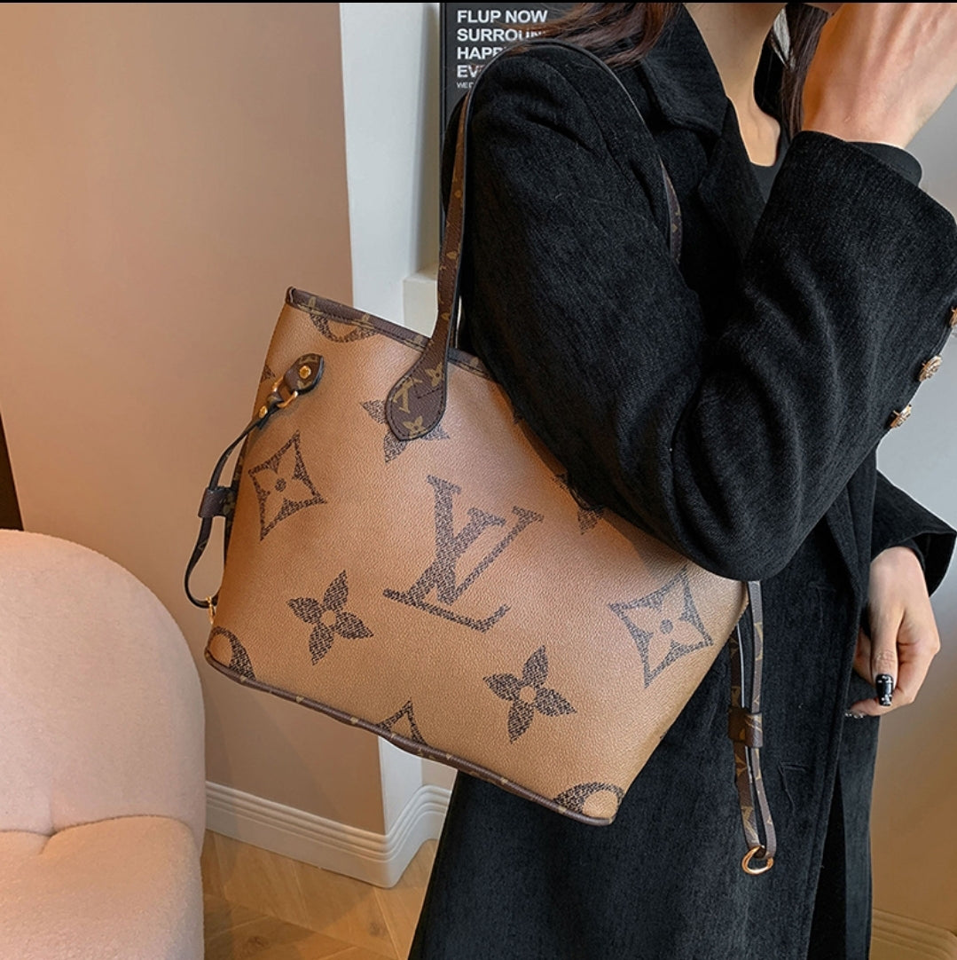 PRE-ORDER LV NEVERFULL BAGS LV895