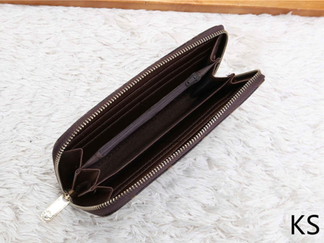PRE-ORDER LV WALLETS