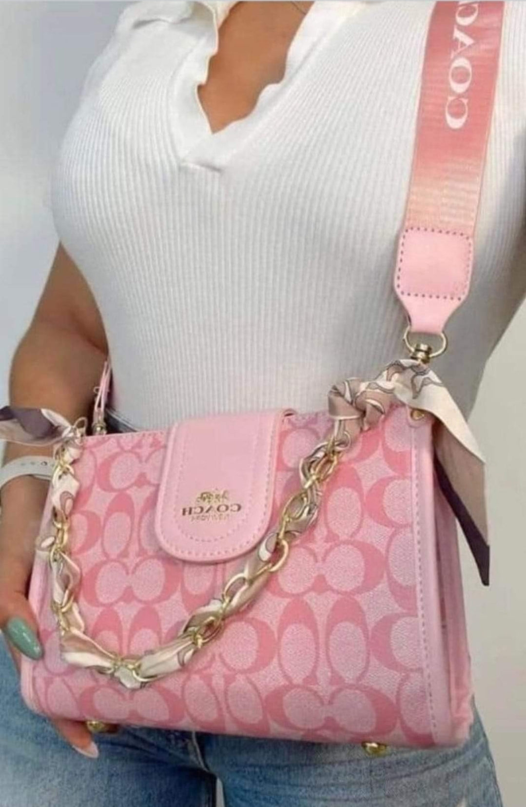 CH PINK SLIDES & BAG SET