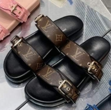 LV DOUBLE STRAPS BUCKLE SLIDES