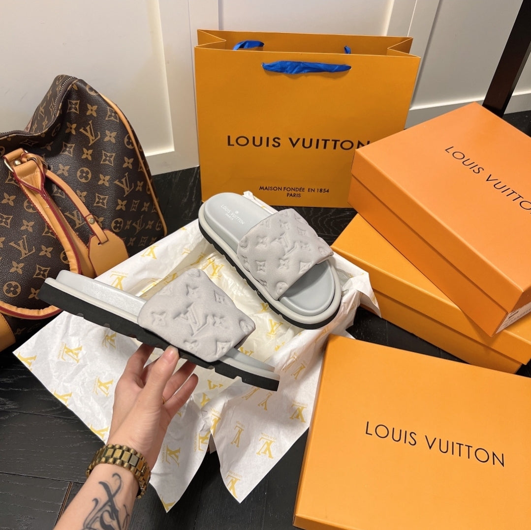 LV EMBOSSED VELCRO SLIDES