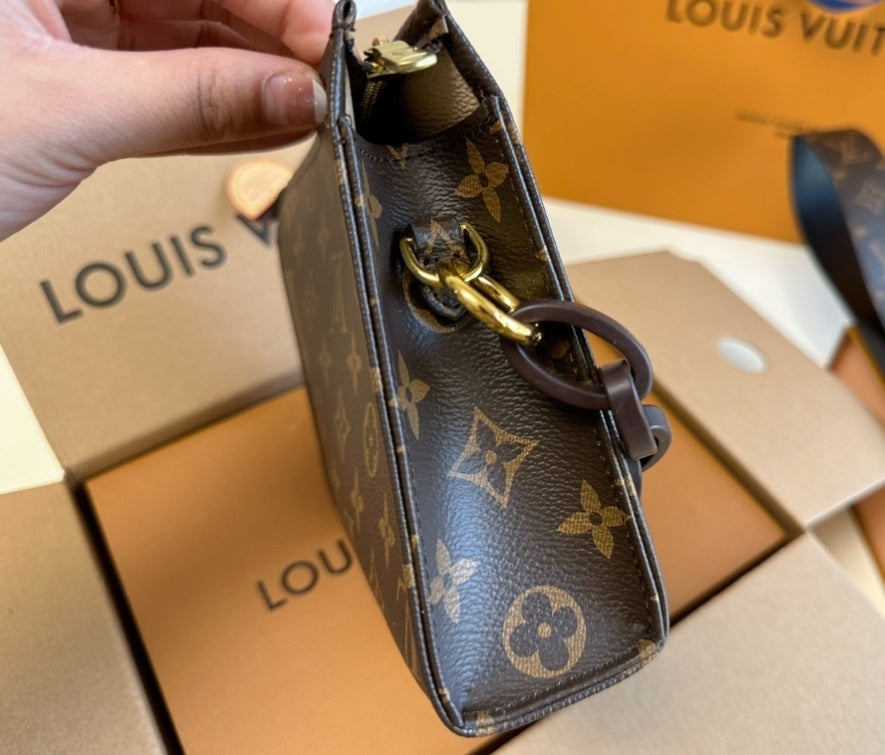 LV CROSSBODY BAG 3240135