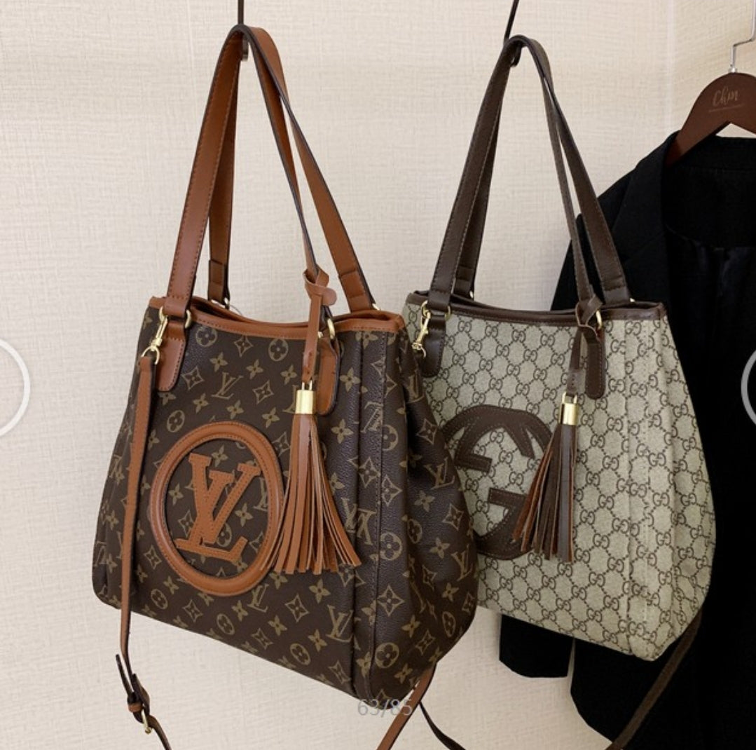 LV HOBO BAGS P44