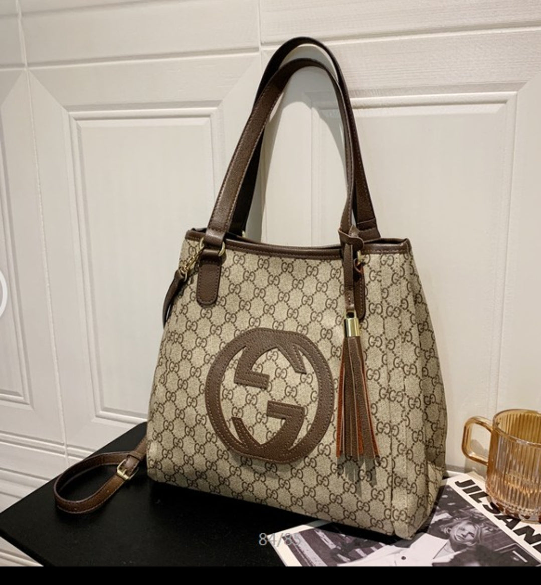 LV HOBO BAGS P44